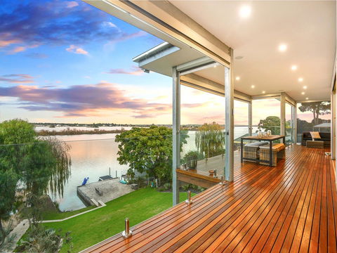 Muse On The Murray - Accommodation ACT 19