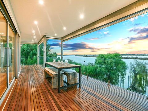 Muse On The Murray - Accommodation ACT 15