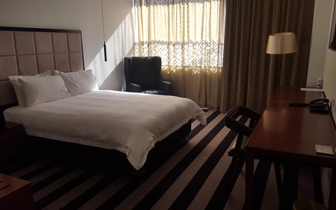 Ellen Hotel - Accommodation ACT 4