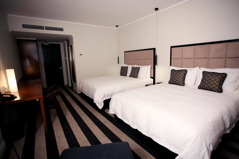 Ellen Hotel - Accommodation ACT 19
