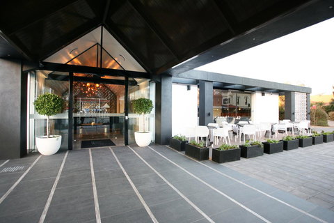 Ellen Hotel - Accommodation ACT 22
