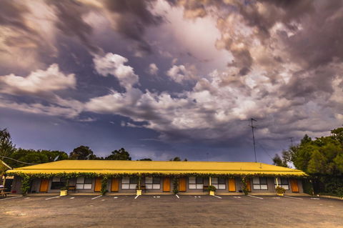 Country Roads Motor Inn Naracoorte - Accommodation ACT 40
