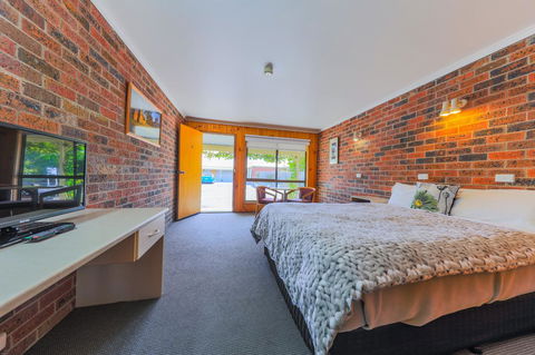 Country Roads Motor Inn Naracoorte - Accommodation ACT 4