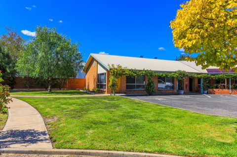 Country Roads Motor Inn Naracoorte - Accommodation ACT 13