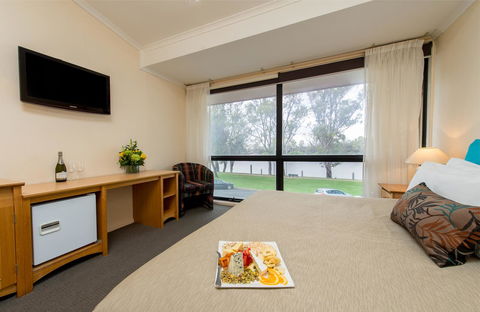 Berri Hotel - Accommodation ACT 36