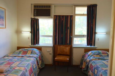 Berri Hotel - Accommodation ACT 26