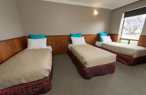 Berri Hotel - Accommodation ACT 41
