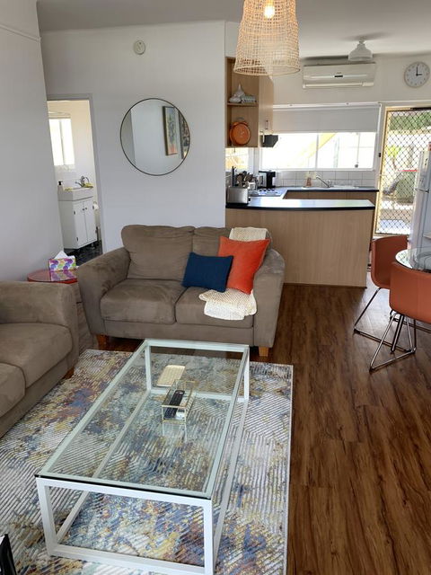 Sunshine Three - Accommodation ACT 7