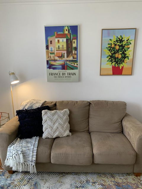 Sunshine Three - Accommodation ACT 12