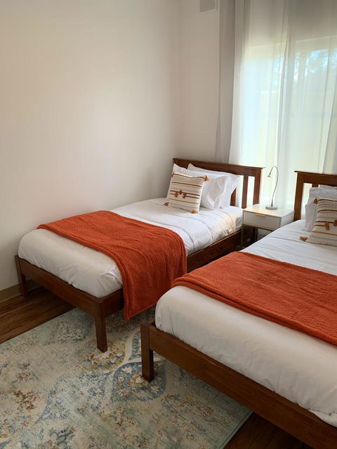 Sunshine Three - Accommodation ACT 33