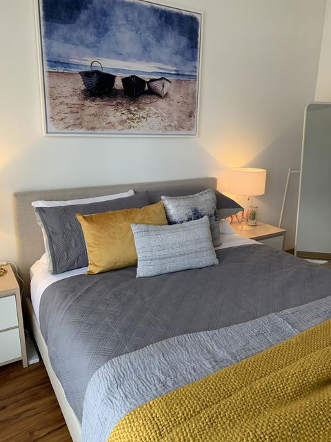 Sunshine Three - Accommodation ACT 28