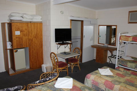 Island Motel Kingscote - Accommodation ACT 30