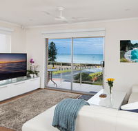 Stylish 3 Bedroom Beachview Apartment - Accommodation ACT