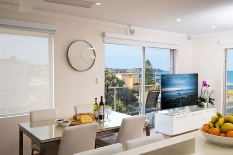 Stylish 3 Bedroom Beachview Apartment - Accommodation ACT 8
