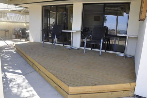 The Club House - Accommodation ACT 0