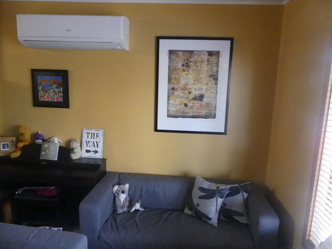 KI Dragonfly Guesthouse - Accommodation ACT 42