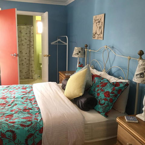 KI Dragonfly Guesthouse - Accommodation ACT 9
