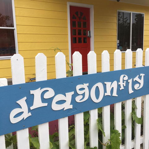 KI Dragonfly Guesthouse - Accommodation ACT 2