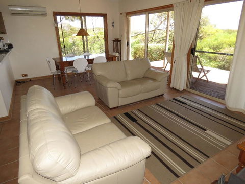 Edge Of Innes - Accommodation ACT 14