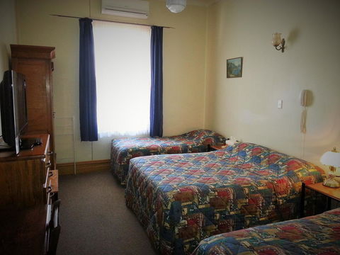 Sonbern Lodge Motel - Accommodation ACT 9