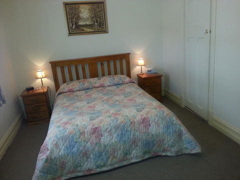 Sonbern Lodge Motel - Accommodation ACT 10