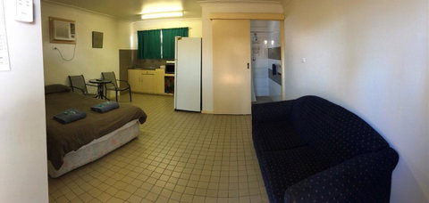 A1Cabins - Accommodation ACT 3