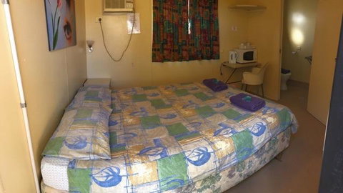 A1Cabins - Accommodation ACT 5
