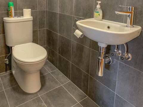 Seacroft - Accommodation ACT 12