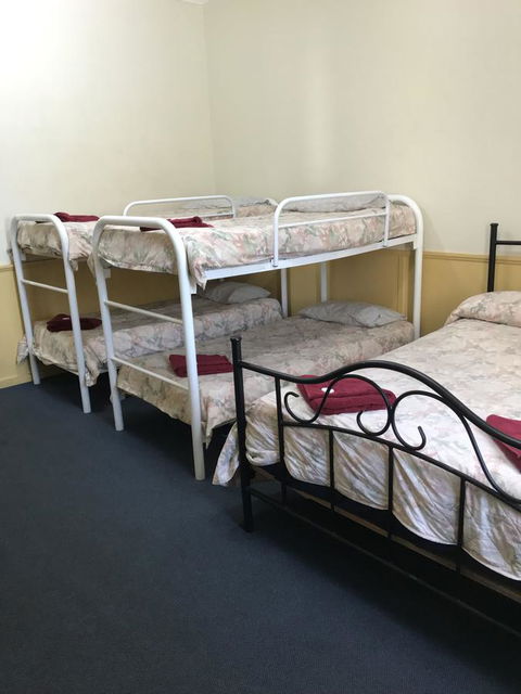 Travelway Motel - Accommodation ACT 7