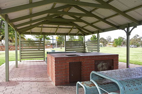 Travelway Motel - Accommodation ACT 32