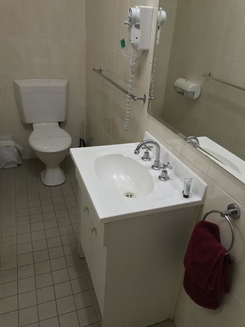 Travelway Motel - Accommodation ACT 14
