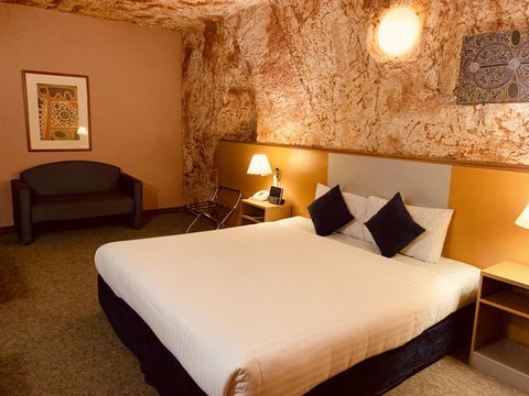 Desert Cave Hotel - Accommodation ACT 3