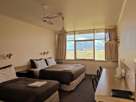 Highway One Motel - Accommodation ACT 29