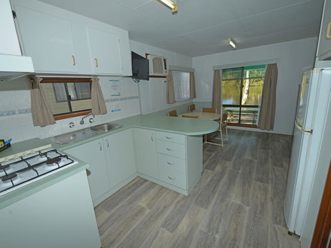 Echo Holiday Parks - Renmark - Accommodation ACT 27