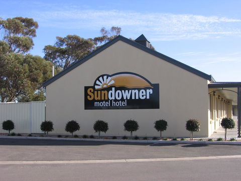 Sundowner Motel Hotel - Accommodation ACT 4