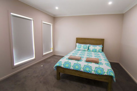 Serene Shores - Accommodation ACT 6