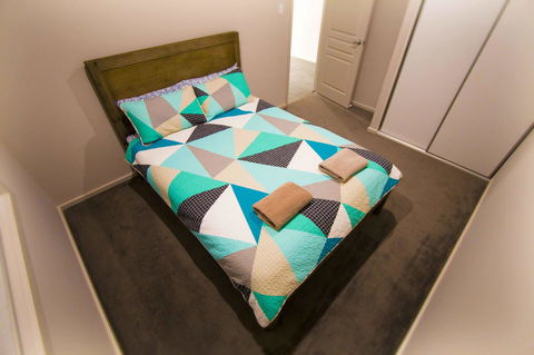 Serene Shores - Accommodation ACT 7