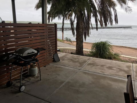 Beachside & Jetty View Apartment 6 - Captain\'s Apt - Accommodation ACT 26