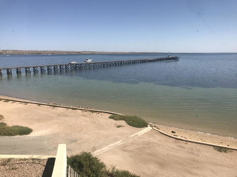 Beachside & Jetty View Apartment 6 - Captain\'s Apt - Accommodation ACT 2