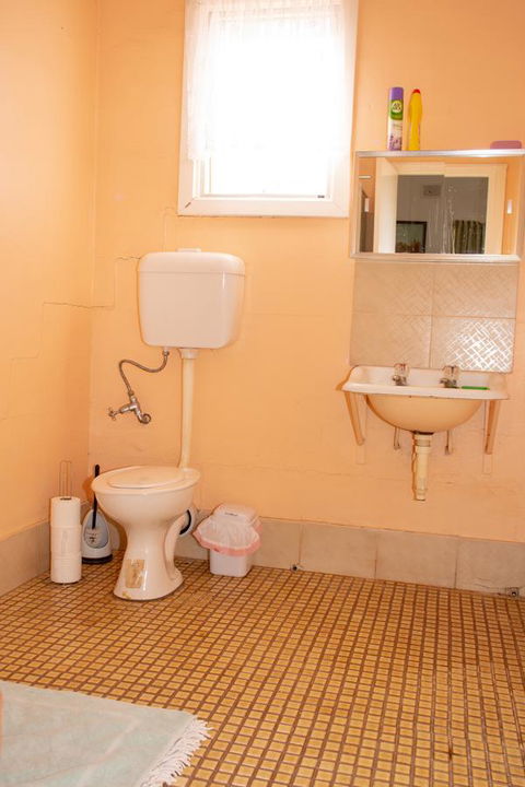 Kimba Units - Accommodation ACT 22