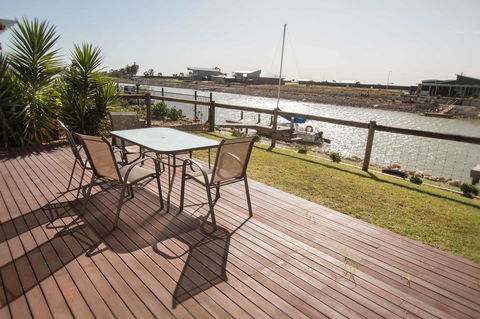 Waterfront On Jefferson, At Wellington Marina, SA - Accommodation ACT 0
