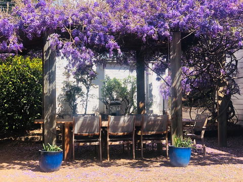 Belmore Cottage - Accommodation ACT 21