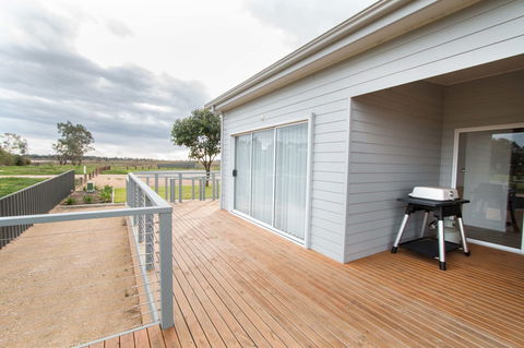 Wellington Lake Retreat - Accommodation ACT 9