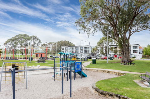 Yaran Suites - Accommodation ACT 2