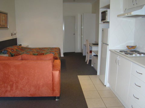 Dunsborough Central Motel - Accommodation ACT 22