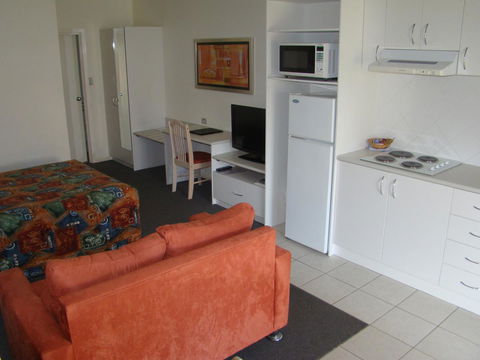 Dunsborough Central Motel - Accommodation ACT 5