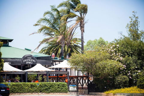 Leisure Inn Hotel Rockingham - Accommodation ACT 32