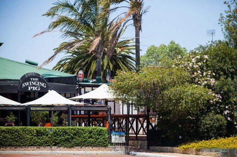 Leisure Inn Hotel Rockingham - Accommodation ACT 42