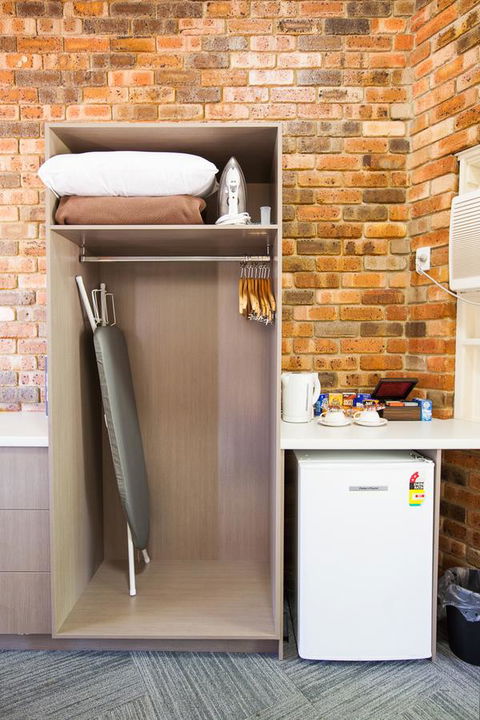 Leisure Inn Hotel Rockingham - Accommodation ACT 29