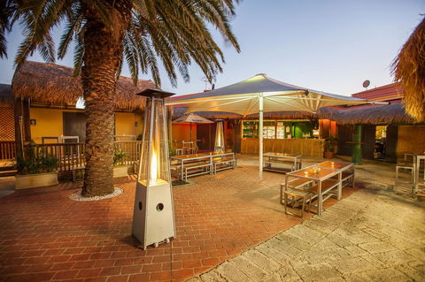 Leisure Inn Hotel Rockingham - Accommodation ACT 37